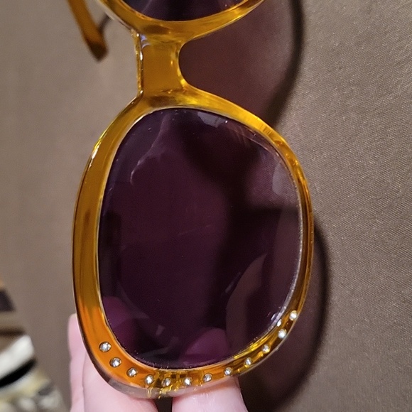 Ombre Gold Clear Round Rhinestone Sunglasses 👓 - Picture 8 of 10